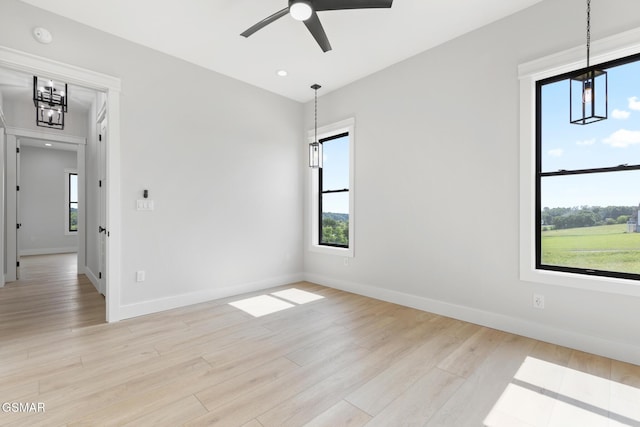 206 Eagle View Dr, Dandridge, TN 37725 - spare room featuring ceiling fan, light wood-style flooring, a smoke detector, and recessed lighting