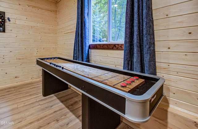 1125 Tanrac Trl, Gatlinburg, TN 37738 - rec room featuring wood walls and wood finished floors