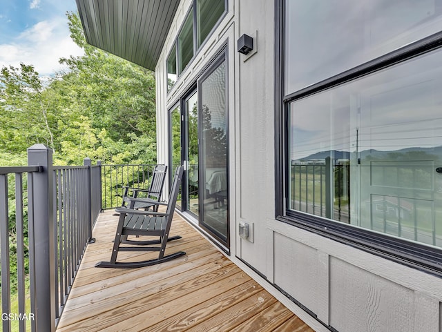3141 Teaster Ln Unit 1, Pigeon Forge, TN 37863 - view of wooden terrace