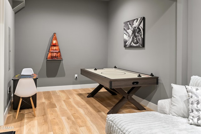1163 Reedmont Way, Sevierville, TN 37876 - playroom with wood finished floors and baseboards