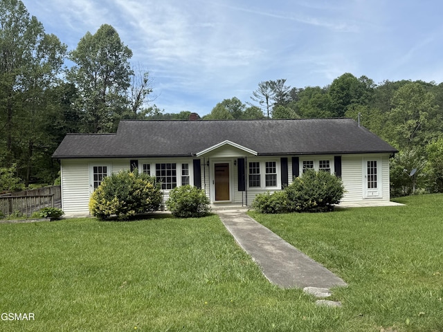 3380 Grassy Fork Rd, Hartford, TN 37753 - single story home featuring a chimney