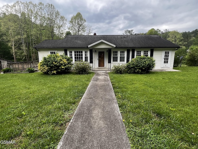 3380 Grassy Fork Rd, Hartford, TN 37753 - single story home with a front lawn