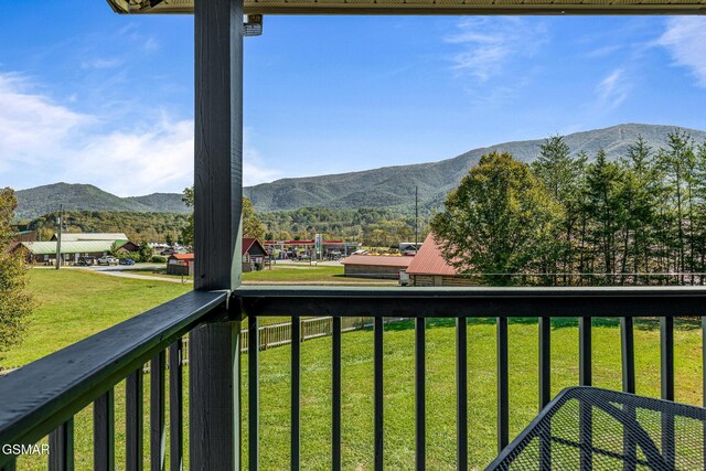 3225 Laurelwood Ave, Sevierville, TN 37862 - mountain view
