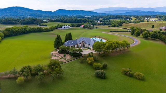 drone / aerial view featuring a mountain view