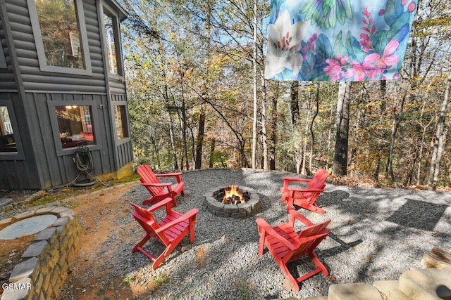 view of patio featuring an outdoor fire pit