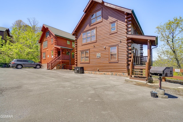 2867 White Oak Ridge Ln, Sevierville, TN 37862 - view of home's exterior featuring log siding