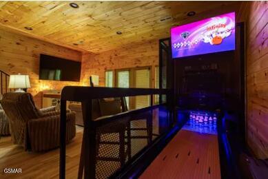 937 Pine Valley Way, Sevierville, TN 37862 - view of stable