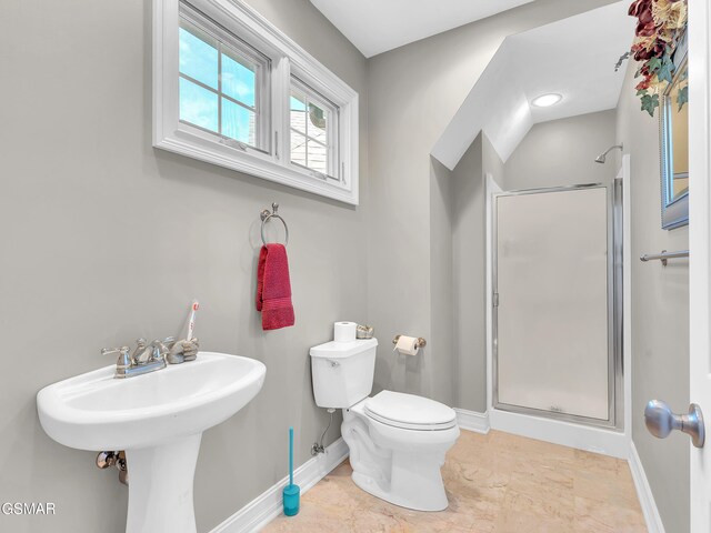 498 Proffitt Ridge Rd, Mooresburg, TN 37811 - bathroom with a stall shower