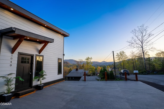 1040 Old Cartertown Rd, Gatlinburg, TN 37738 - view of patio / terrace featuring a mountain view