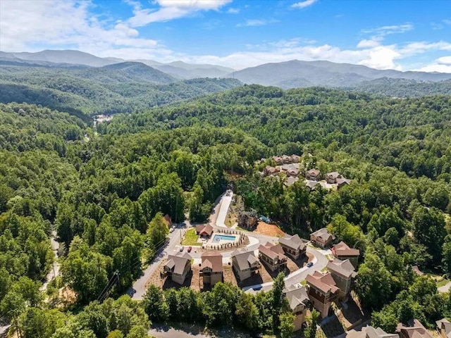 1018 Potters Way, Gatlinburg, TN 37738