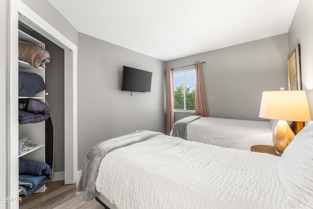 1260 Ski View Dr Unit 5106, Gatlinburg, TN 37738 - bedroom with wood finished floors