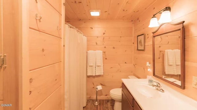 122 Quail Roost Dr, Cosby, TN 37722 - full bath featuring vanity, wood ceiling, wood finished floors, and curtained shower