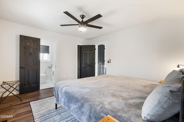 2760 Hawks View Trl, Pigeon Forge, TN 37876 - bedroom featuring dark wood finished floors, ensuite bath, and ceiling fan