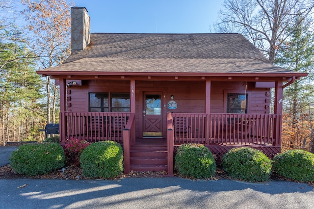 bungalow featuring a porch