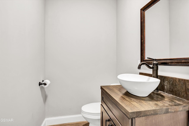 2438 Daniels Dr, Morristown, TN 37813 - bathroom with vanity, toilet, and baseboards