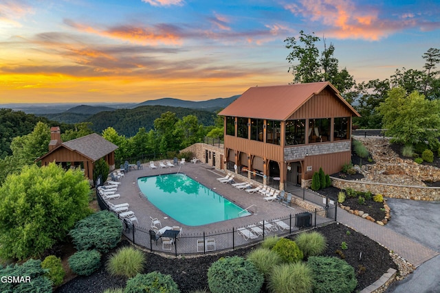 2513 Look Afar View Dr, Sevierville, TN 37876 - photo 4
