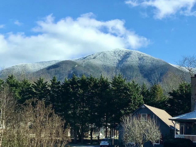 property view of mountains