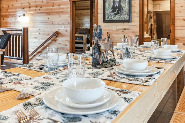 3316 Grace Way, Sevierville, TN 37876 - dining area with wood walls