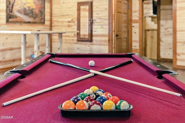 3316 Grace Way, Sevierville, TN 37876 - rec room with billiards table and wooden walls