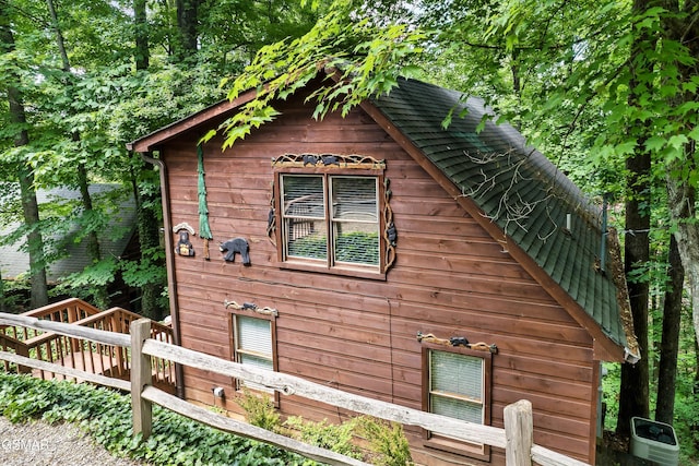 view of property exterior