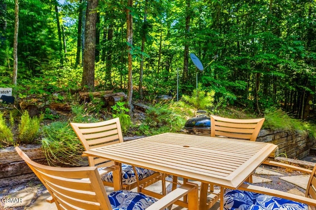 3110 Cove Creek Way, Sevierville, TN 37862 - view of patio / terrace with outdoor dining space