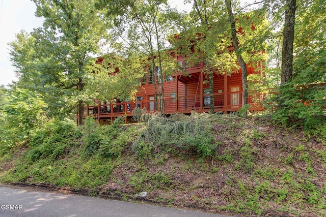 1707 Ridgecrest Dr, Sevierville, TN 37876 - back of property with faux log siding