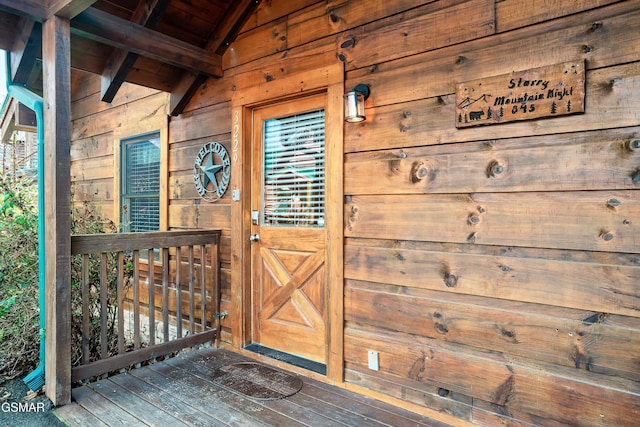 view of doorway to property