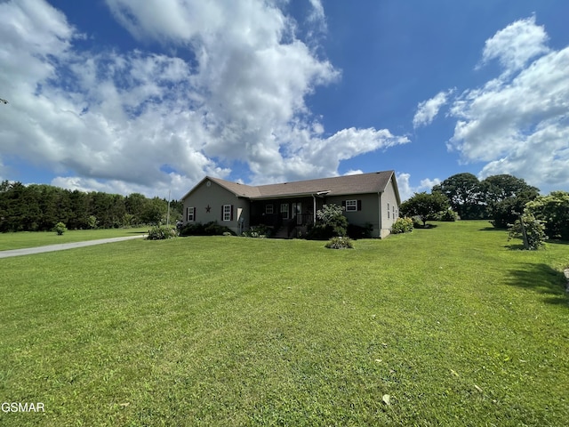 3351 Line Springs Rd, Sevierville, TN 37862 - view of front of home featuring a front yard
