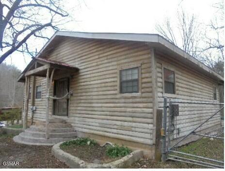 4205 Birds Creek Rd, Sevierville, TN 37876 - view of side of property