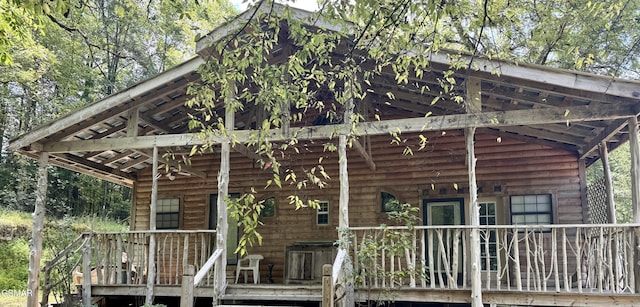 4205 Birds Creek Rd, Sevierville, TN 37876 - rear view of property with a porch
