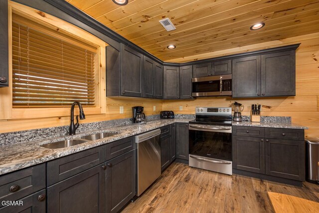 5397 Cocke County Line Rd, Cosby, TN 37722