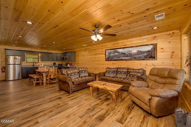 5397 Cocke County Line Rd, Cosby, TN 37722