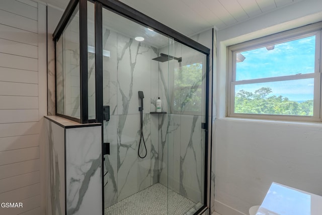 944 Smoky Mountain View Ct, Seymour, TN 37865 - full bath with a marble finish shower