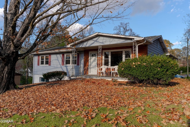 view of front of house featuring covered porch