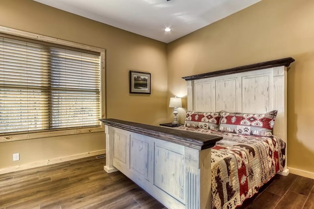 604 Cherokee Orchard Rd, Gatlinburg, TN 37738 - bedroom featuring baseboards and dark wood-style floors