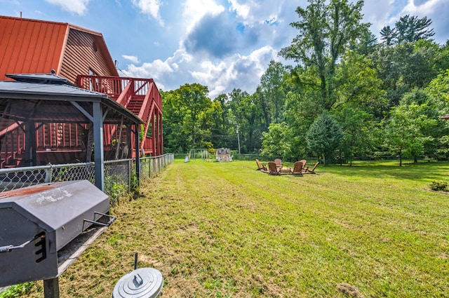 view of yard featuring a gazebo