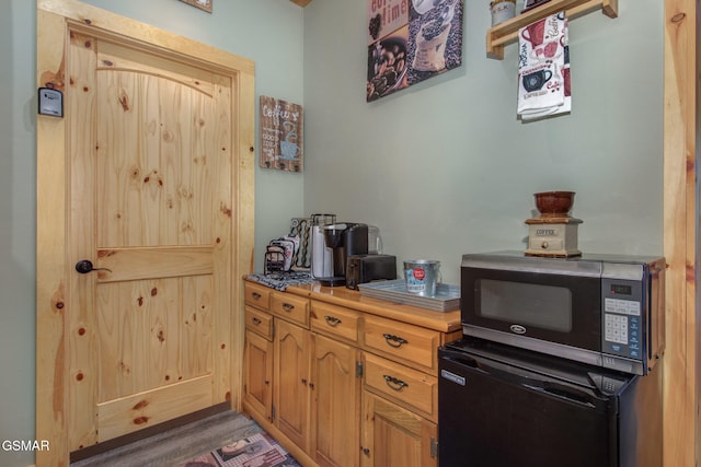 2319 Panther Way, Sevierville, TN 37876 - kitchen with fridge