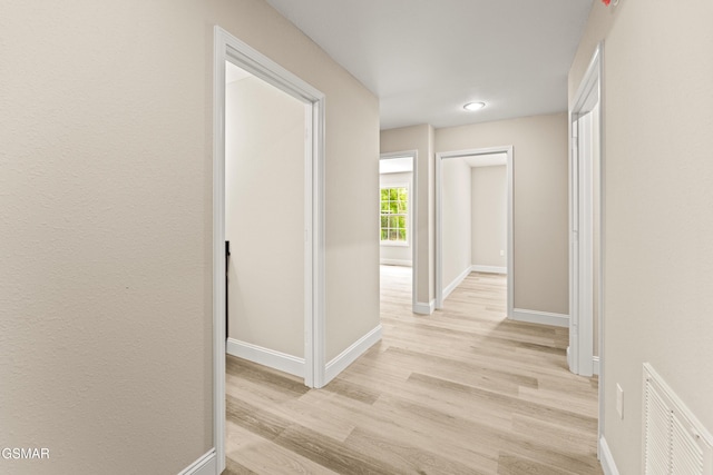 1039 Cedar Ln, Sevierville, TN 37862 - hall with light wood-style floors and recessed lighting