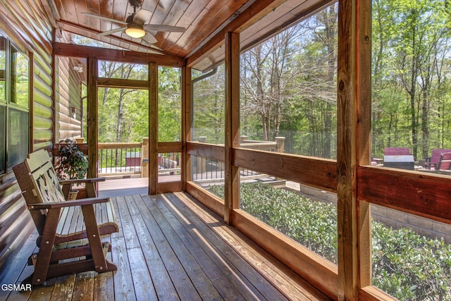 2754 Owls Cove Way, Sevierville, TN 37862 - sunroom featuring ceiling fan, vaulted ceiling, and plenty of natural light