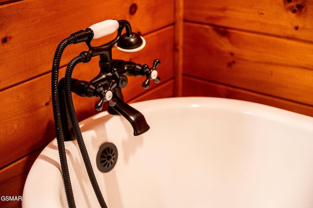 interior details featuring sink