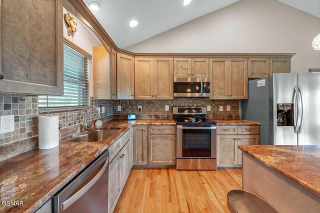 843 Sourwood Dr, Gatlinburg, TN 37738 - photo 8