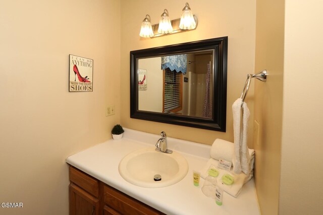 bathroom featuring vanity