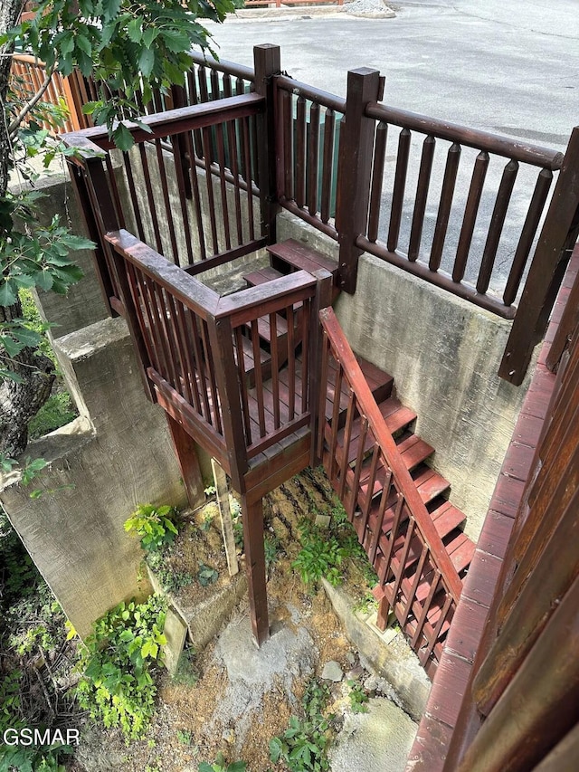4610 High Vista Way, Pigeon Forge, TN 37863 - view of deck