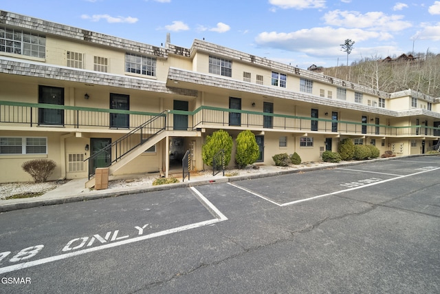 260 Roaring Fork Rd Unit 217, Gatlinburg, TN 37738 - view of property with uncovered parking
