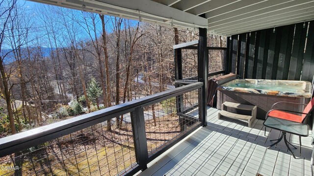 Listing photo 3 for 814 Stans Rd, Gatlinburg TN 37738