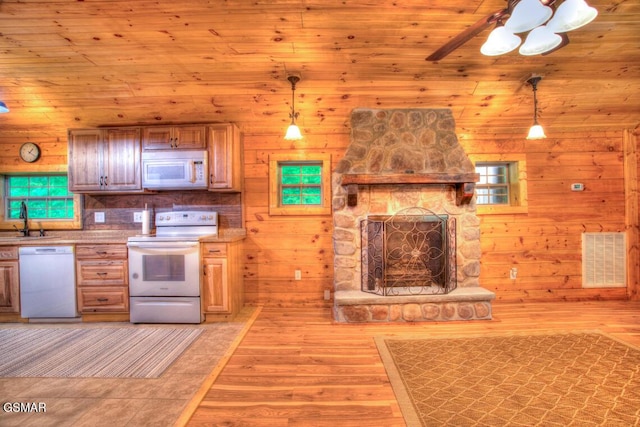 464 King Branch Rd, Sevierville, TN 37862 - photo 29