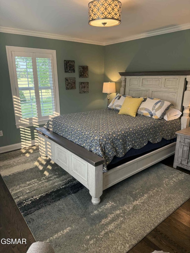 2530 Goingback Cir, Sevierville, TN 37876 - bedroom featuring crown molding, wood finished floors, and baseboards
