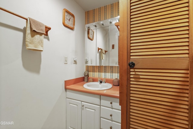 2537 Waldens Creek Rd, Sevierville, TN 37862 - bathroom featuring vanity