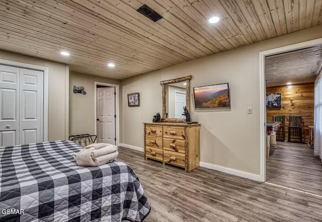 3933 Glenview Way, Sevierville, TN 37862 - bedroom with wood finished floors, recessed lighting, baseboards, and wood ceiling