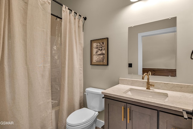 1505 Misty Ct, Sevierville, TN 37862 - full bathroom featuring vanity and shower / bath combination with curtain